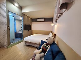 Slow Wow Hot Spring Hotel