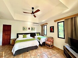 Hotel El Manglar & Cantarana