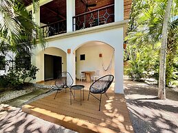 Hotel El Manglar & Cantarana
