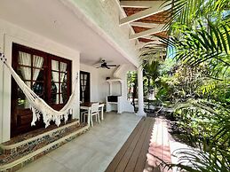 Hotel El Manglar & Cantarana