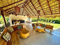 Hotel El Manglar & Cantarana