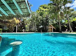 Hotel El Manglar & Cantarana