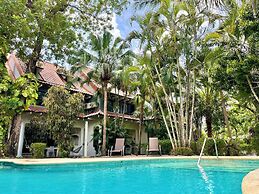 Hotel El Manglar & Cantarana