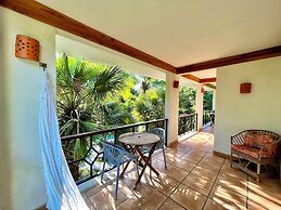 Hotel El Manglar & Cantarana