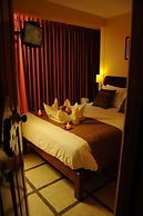 Seven Mapi Hotel