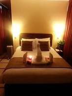 Seven Mapi Hotel