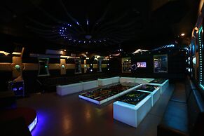 Golden Dragon Hotel
