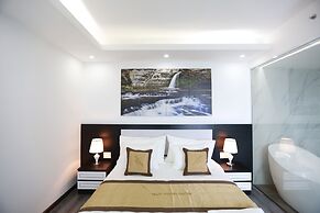 Golden Dragon Hotel
