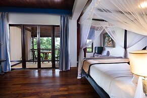 Earl's Reef Hotel