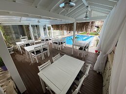 Alacati Eldoris Otel