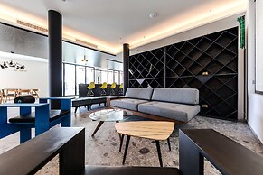 MaisonMe Boutique Hotel - Adults Only