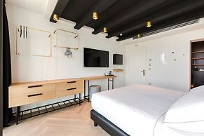 MaisonMe Boutique Hotel - Adults Only