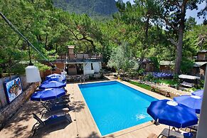 Chakra Beach Kabak