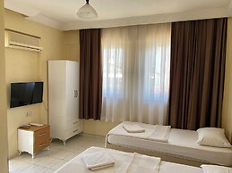Cam Hotel
