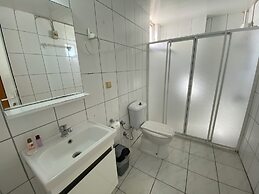 Cam Hotel