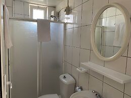 Cam Hotel