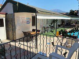 Cam Hotel