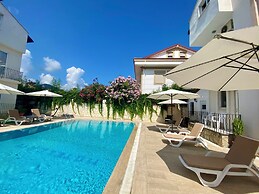 Cam Hotel
