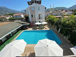 Cam Hotel