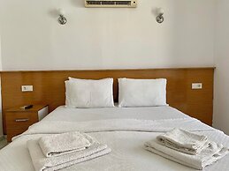 Cam Hotel