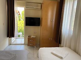 Cam Hotel