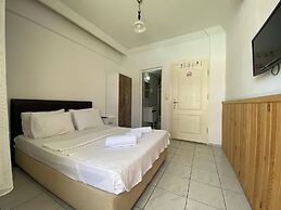 Cam Hotel