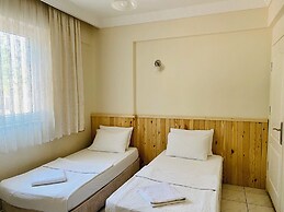 Cam Hotel