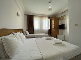 Cam Hotel