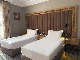 Crown Town Hotel