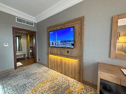Crown Town Hotel