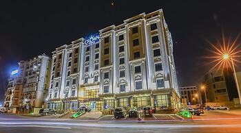 Crown Town Hotel