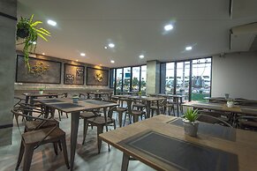 De V Loft Hotel