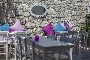 Alacati Alanur Otel