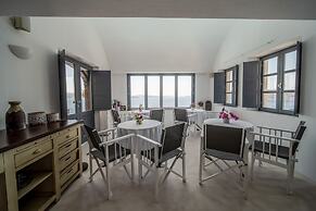 Nostos Apartments