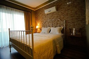 Urla Zeytin Otel