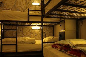 The Golden Stork - Hostel