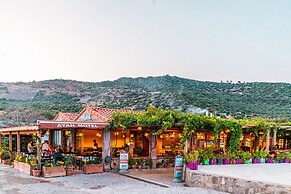 Assos Ayan Motel