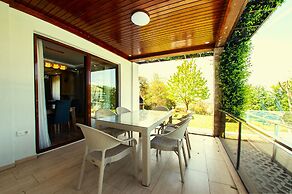 Nevras Resort