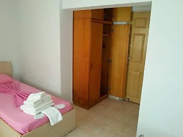 Yona Motel