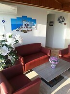 Yona Motel