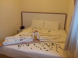 Lacin Apart Otel