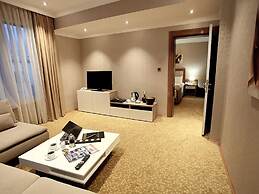 Pietra Hotel