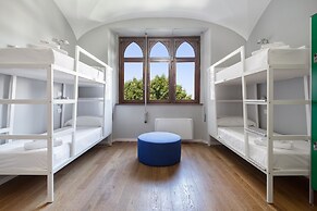 Babila Hostel & Bistrot