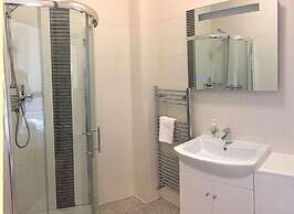 Avoncot Guest House