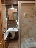 Hotel Toliar