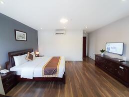 Cherry Hotel 1