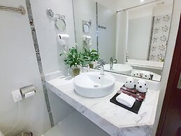 Cherry Hotel 1