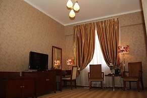 UB City Hotel