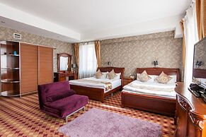 UB City Hotel