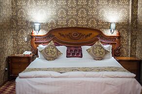 UB City Hotel